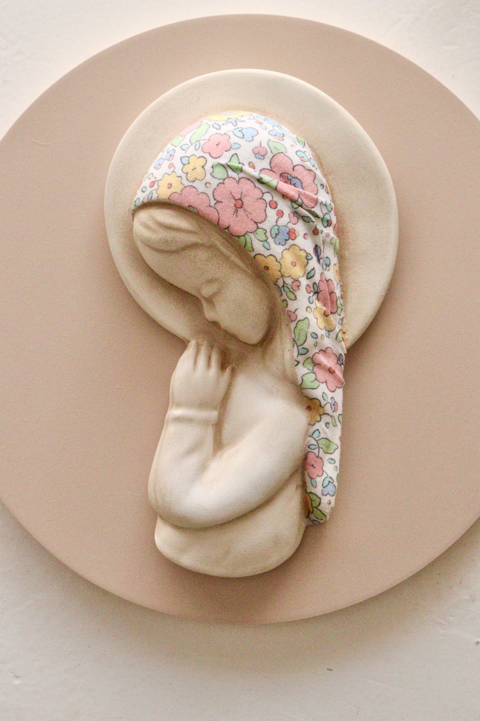 Virgen niña Caprichos Rosa