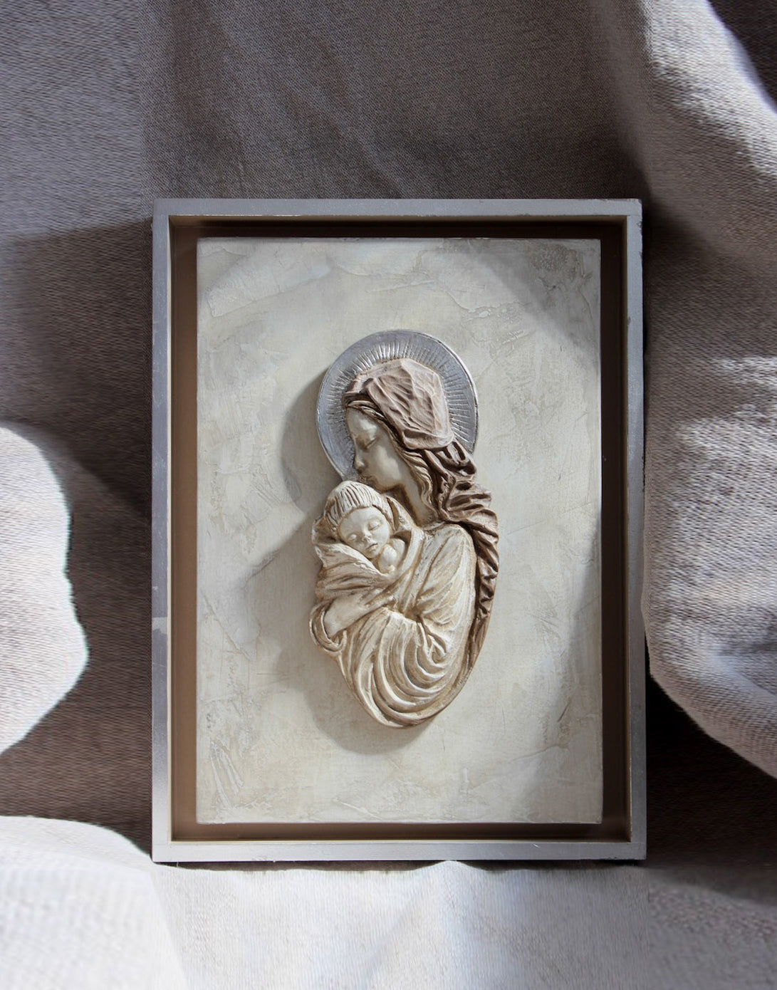 Virgen María pan de plata